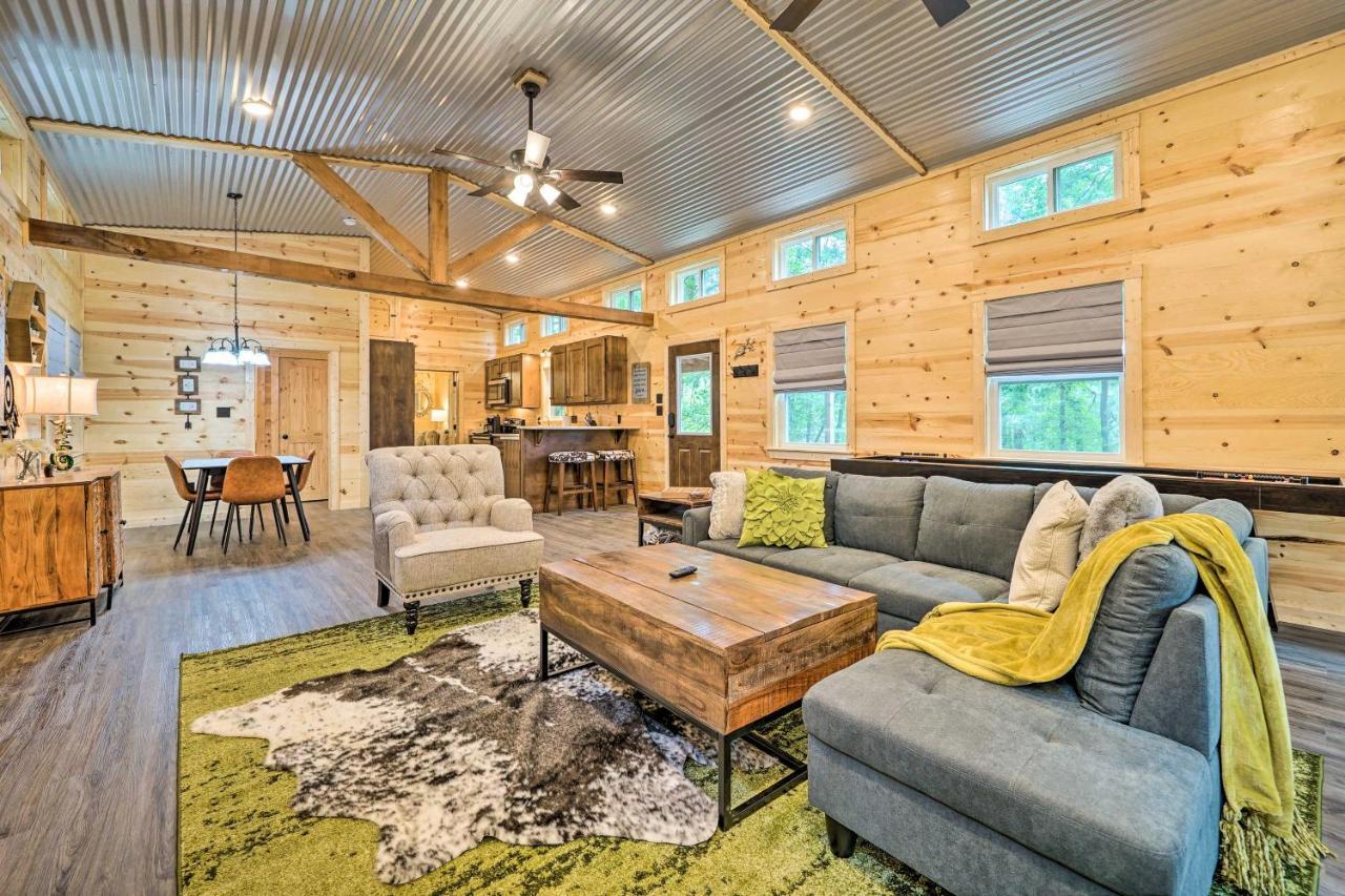 Stylish Cabin By Beavers Bend Hot Tub And Fire Pit Broken Bow Exteriér fotografie