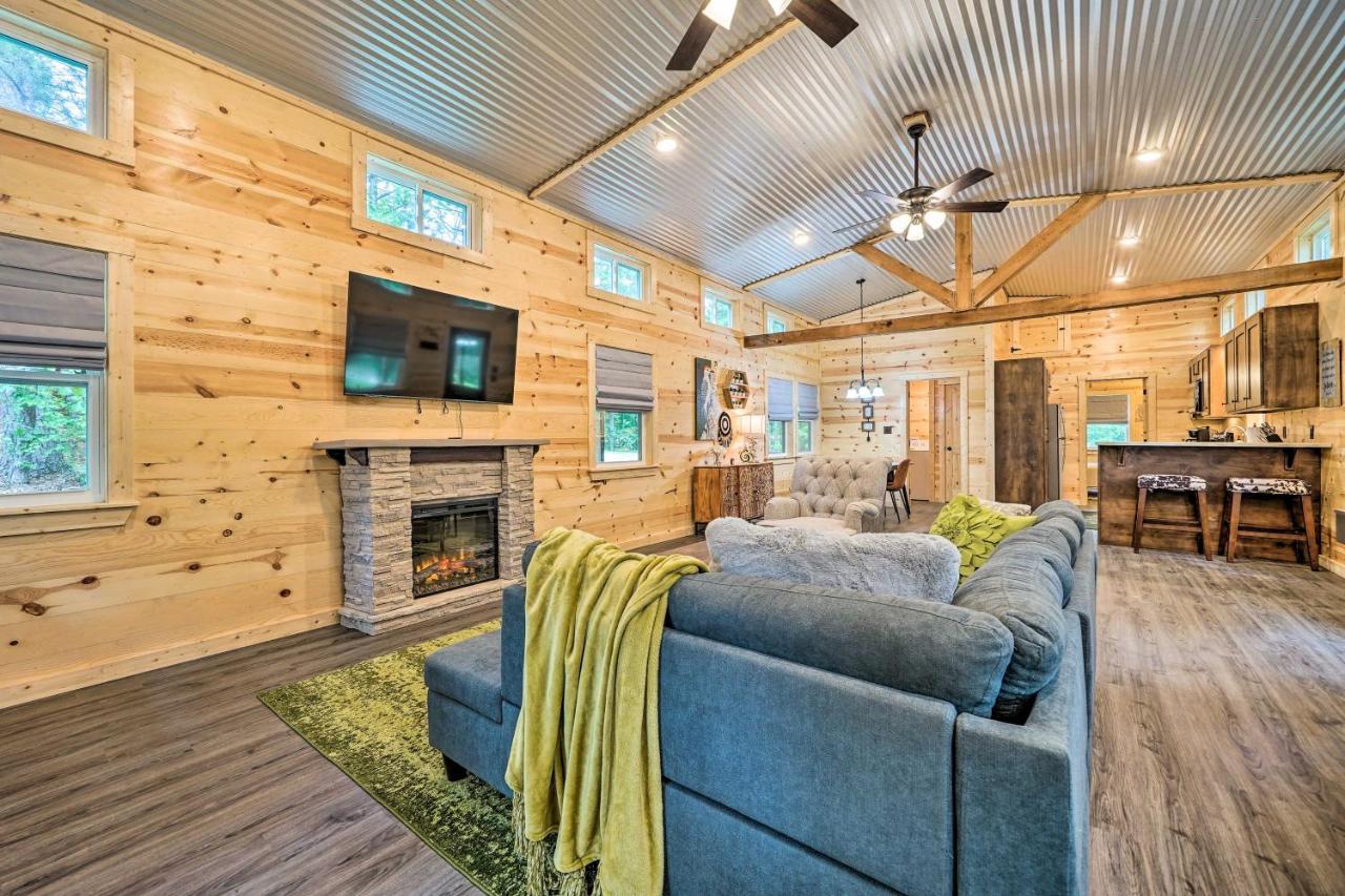 Stylish Cabin By Beavers Bend Hot Tub And Fire Pit Broken Bow Exteriér fotografie