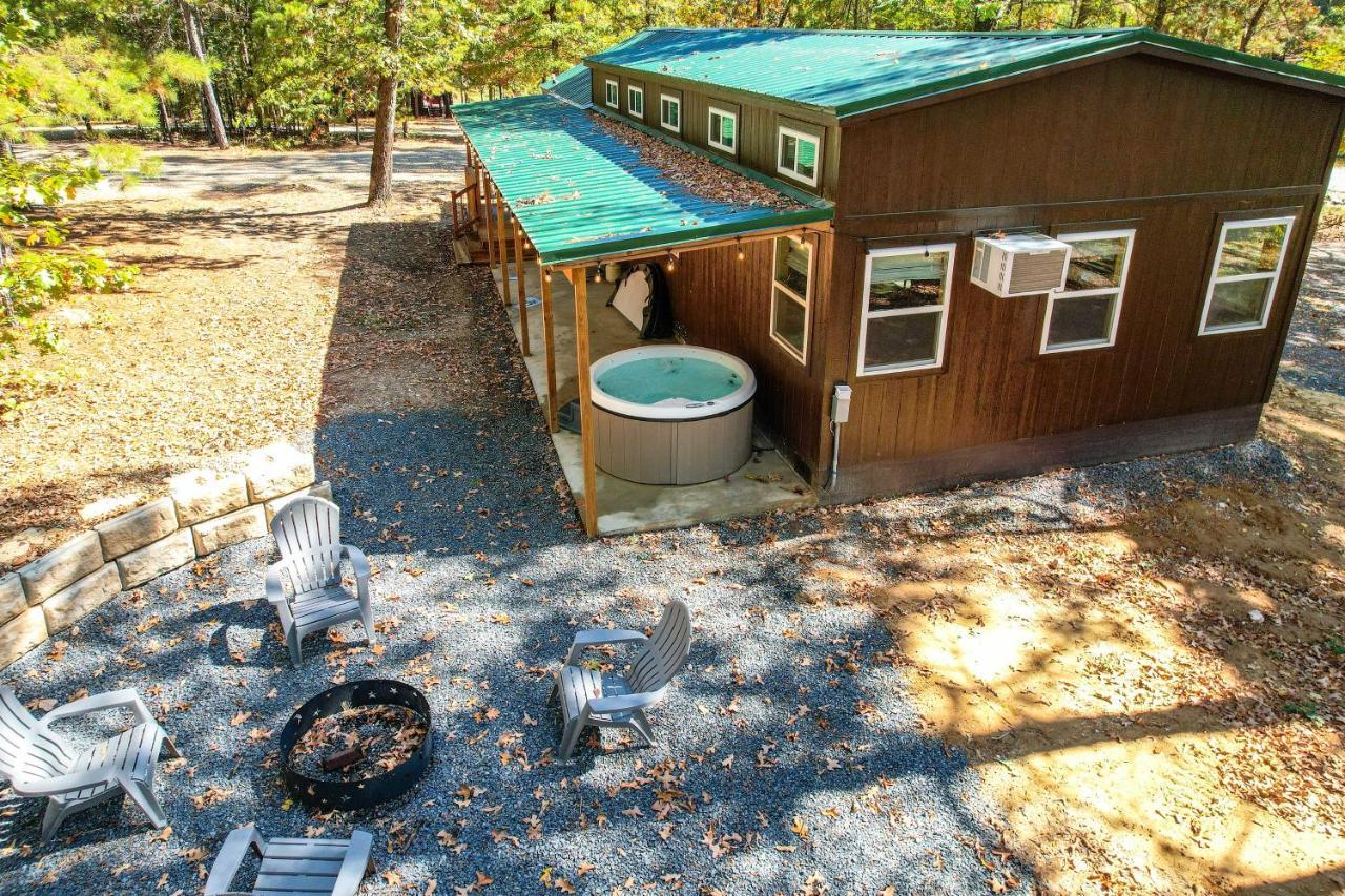 Stylish Cabin By Beavers Bend Hot Tub And Fire Pit Broken Bow Exteriér fotografie